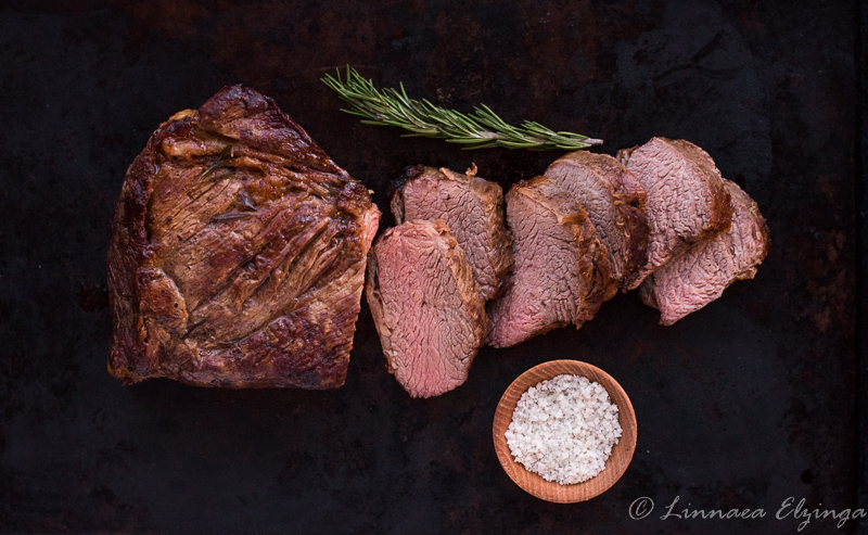 Cooking tri tip roasts has never been so easy with this 5-ingredient recipe.