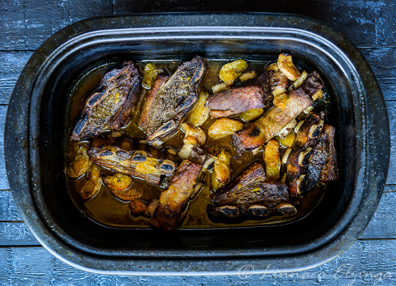 Orange beef short ribs recipe in the slow cooker. 