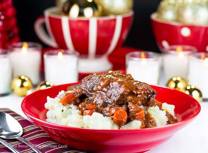 Braised Beef Short Ribs with Garlic Mashed Potatoes